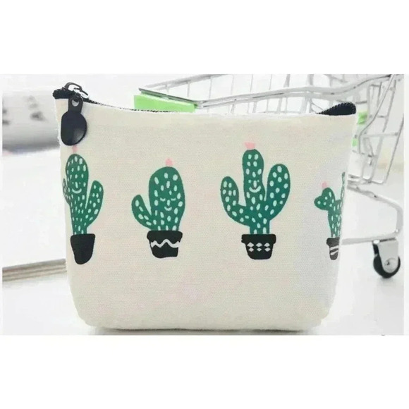 Little Cactus Coin Purse for Everyday Use - Picture 1 of 4